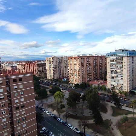 Habitacion Con Cama Individual, Piso Compartido En Avenida Blasco Ibanez Valencia Eksteriør bilde