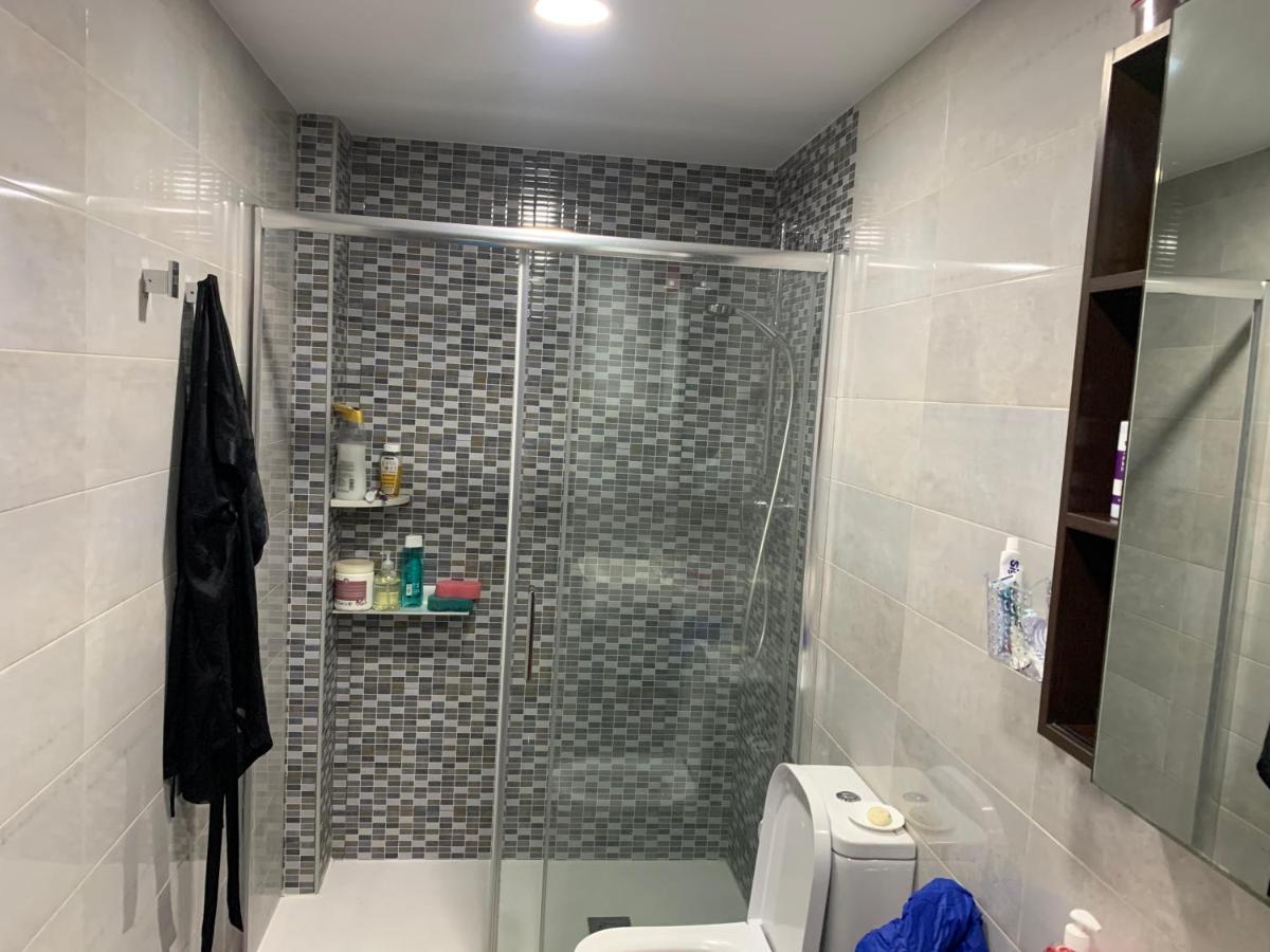 Habitacion Con Cama Individual, Piso Compartido En Avenida Blasco Ibanez Valencia Eksteriør bilde