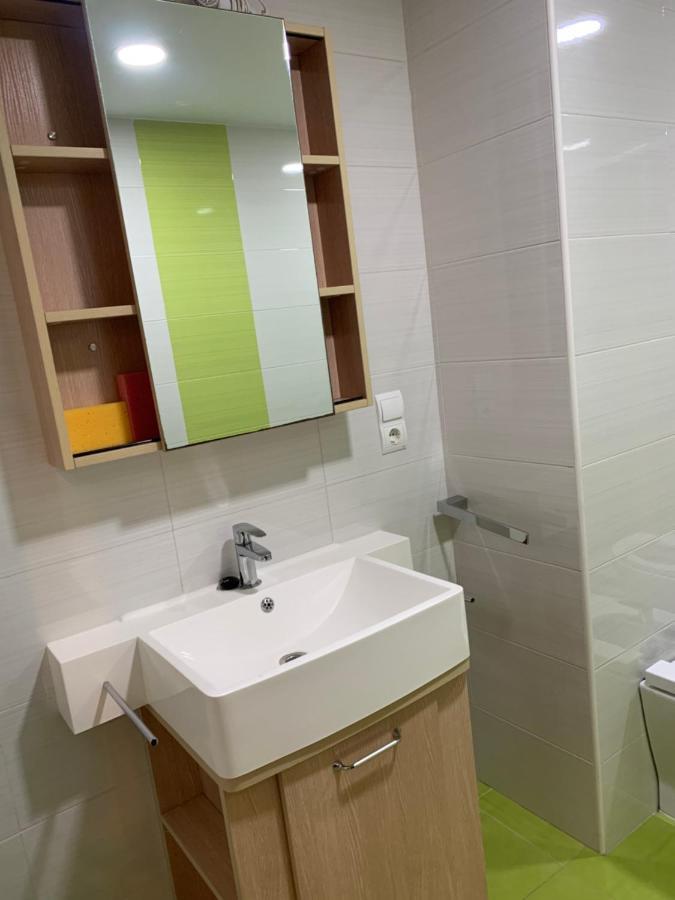 Habitacion Con Cama Individual, Piso Compartido En Avenida Blasco Ibanez Valencia Eksteriør bilde